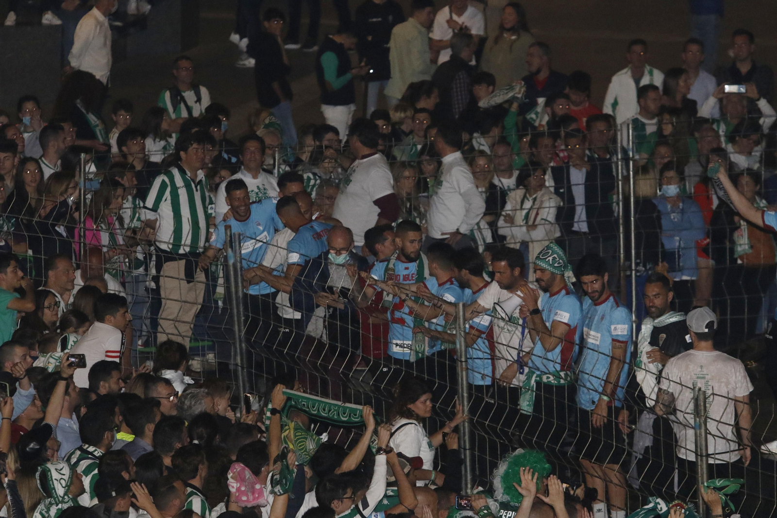 La celebración del ascenso del Córdoba CF en Las Tendillas, en imágenes