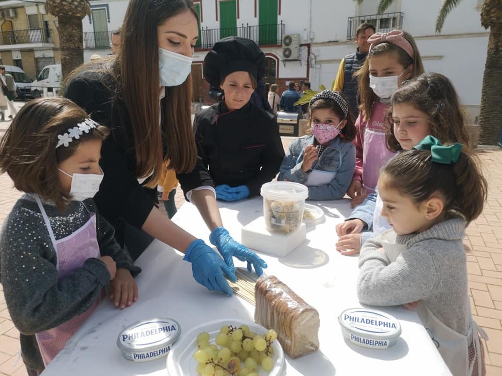 La celebración del certamen gastronómico del bacalao de Semana Santa en Castro del Río, en imágenes