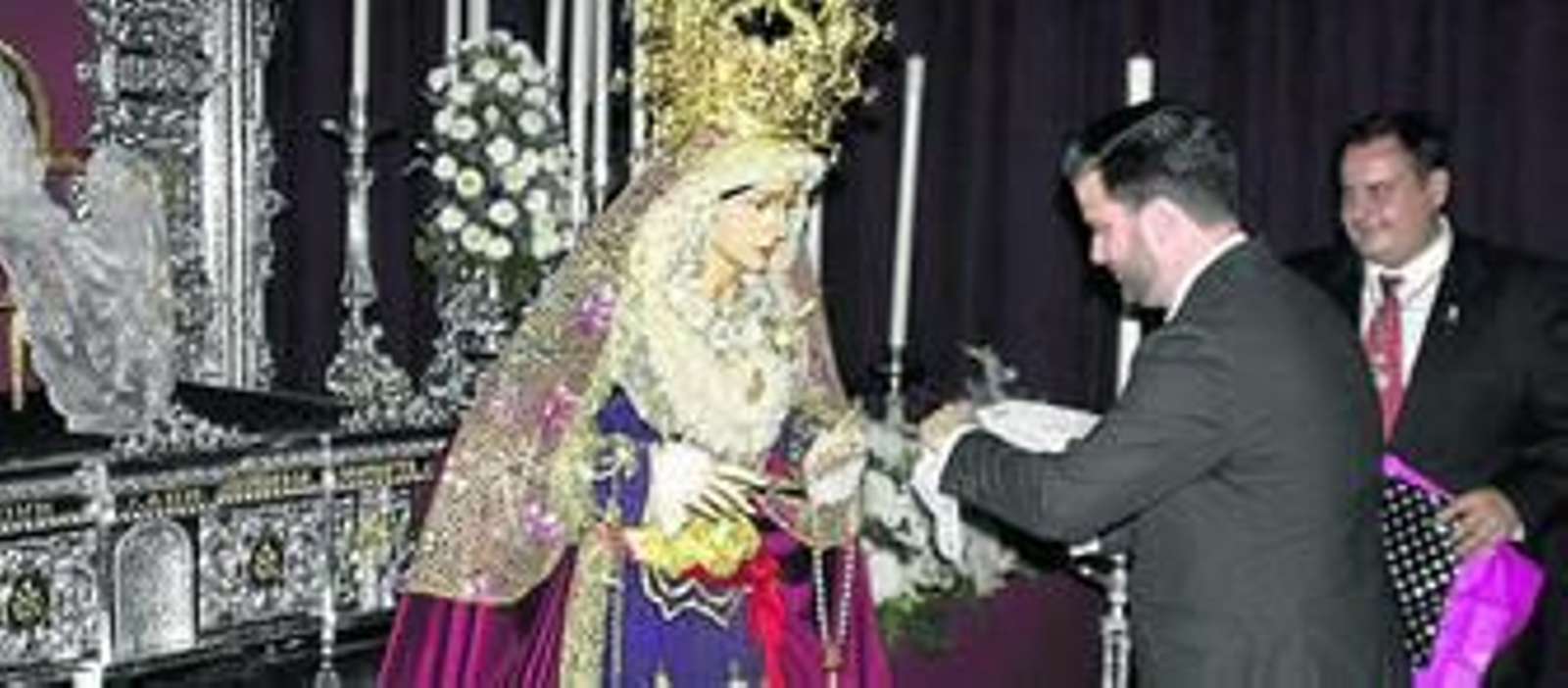 El cofrade exaltó recientemente a la Virgen de Gracia y Amparo.
