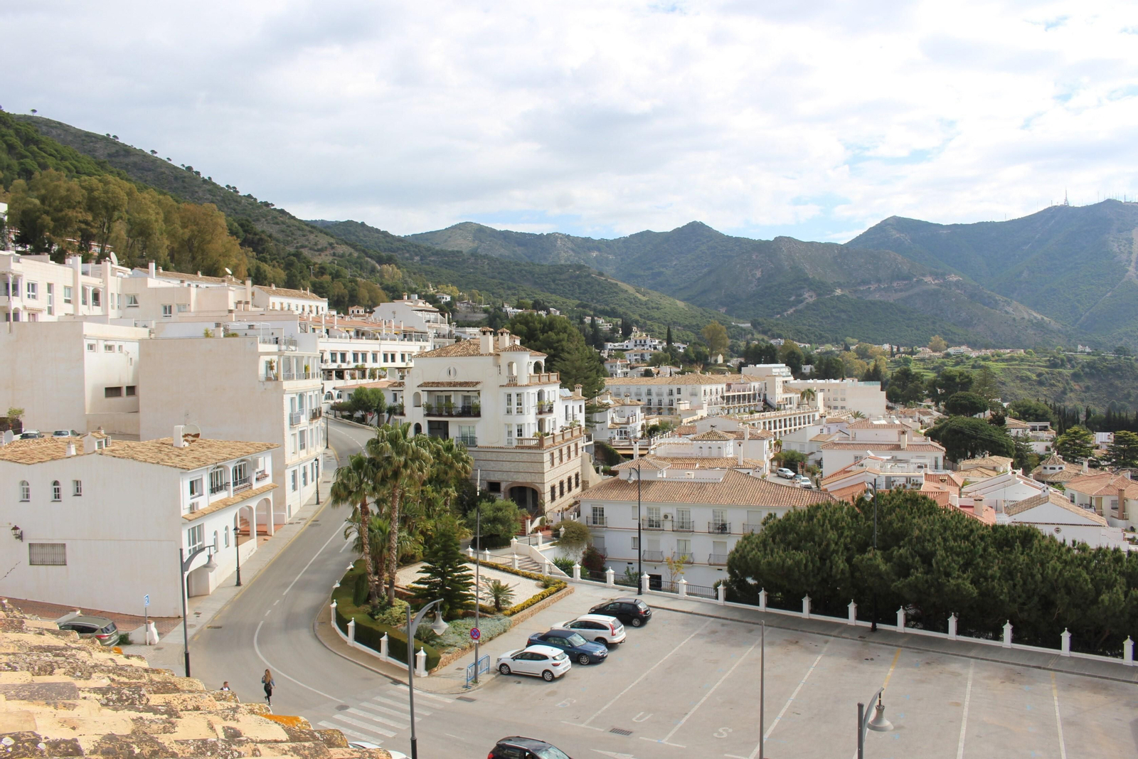 El mapa ofrece información sobre los puntos singulares de la sierra.