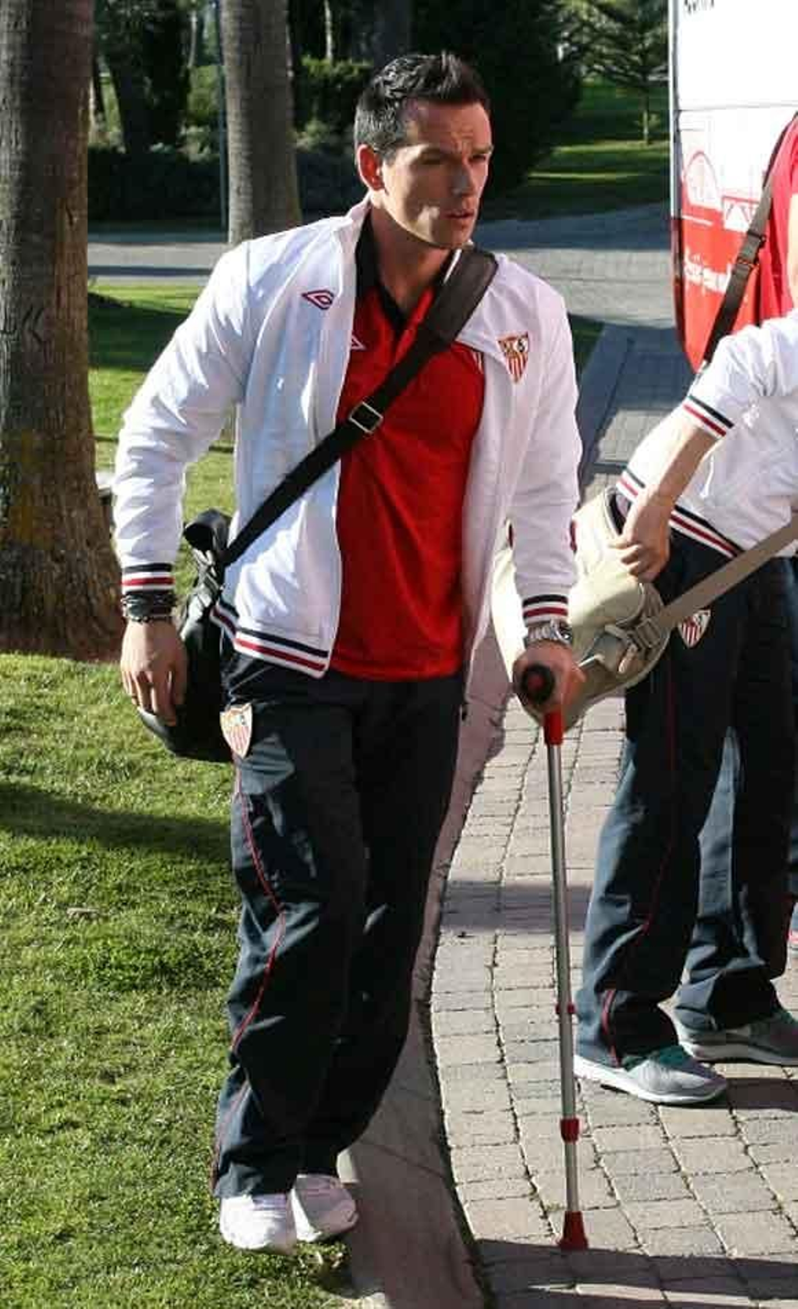 Trochowski, "contento" porque será su "última semana con muletas"