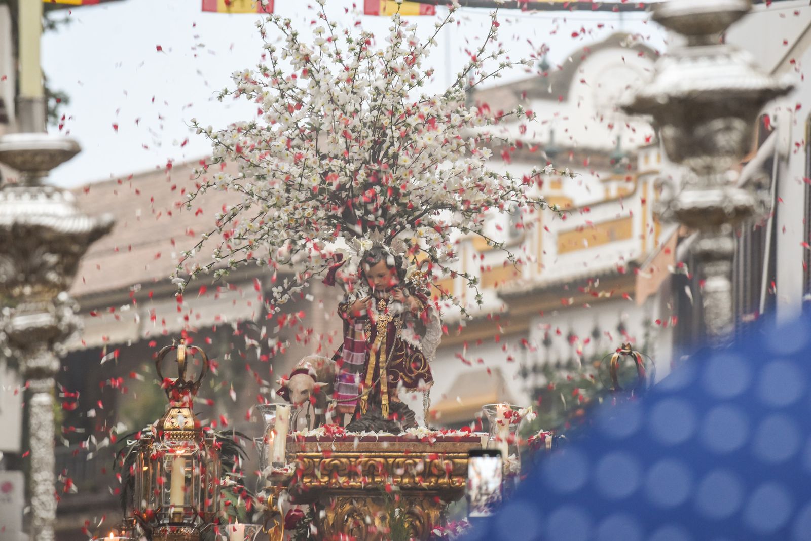 La procesión del Divino Pastorcillo cierra la agenda cofrade de 2025 en Córdoba