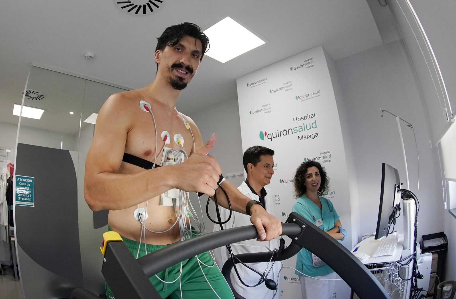 El primer día del Unicaja: Perry, Djedovic y los fichajes Webb y Sulejmanovic