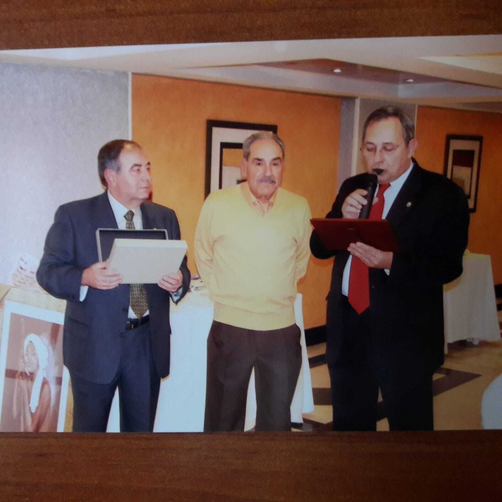 Ruiz Ferre con el secretario, García Jurado (fallecido), y el tesorero, Friebel