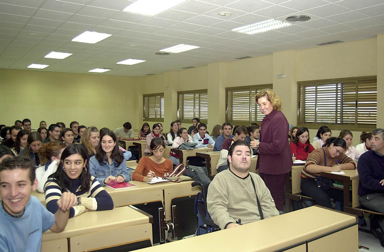 Junio 2003: Se cumplen 20 años de la puesta a punto de la Licenciatura en Psicología en la Universidad de Huelva