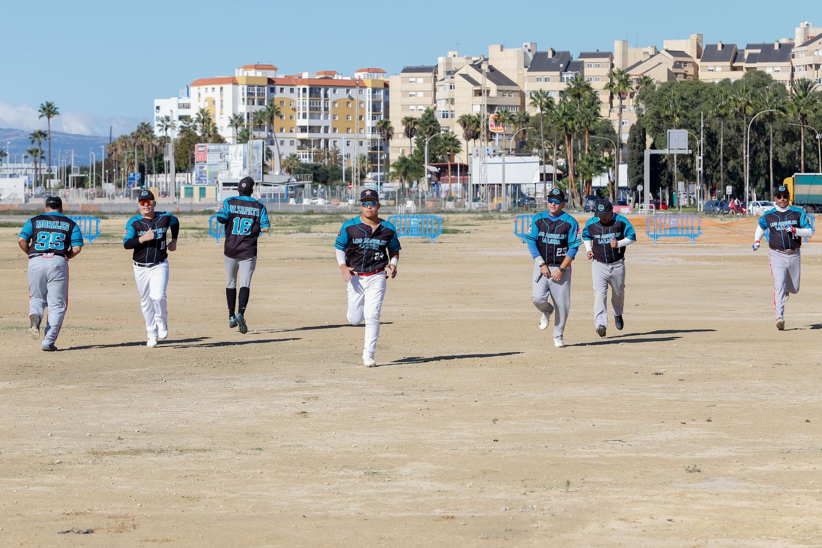 Las fotos del equipo de béisbol Los Ángeles de La Línea