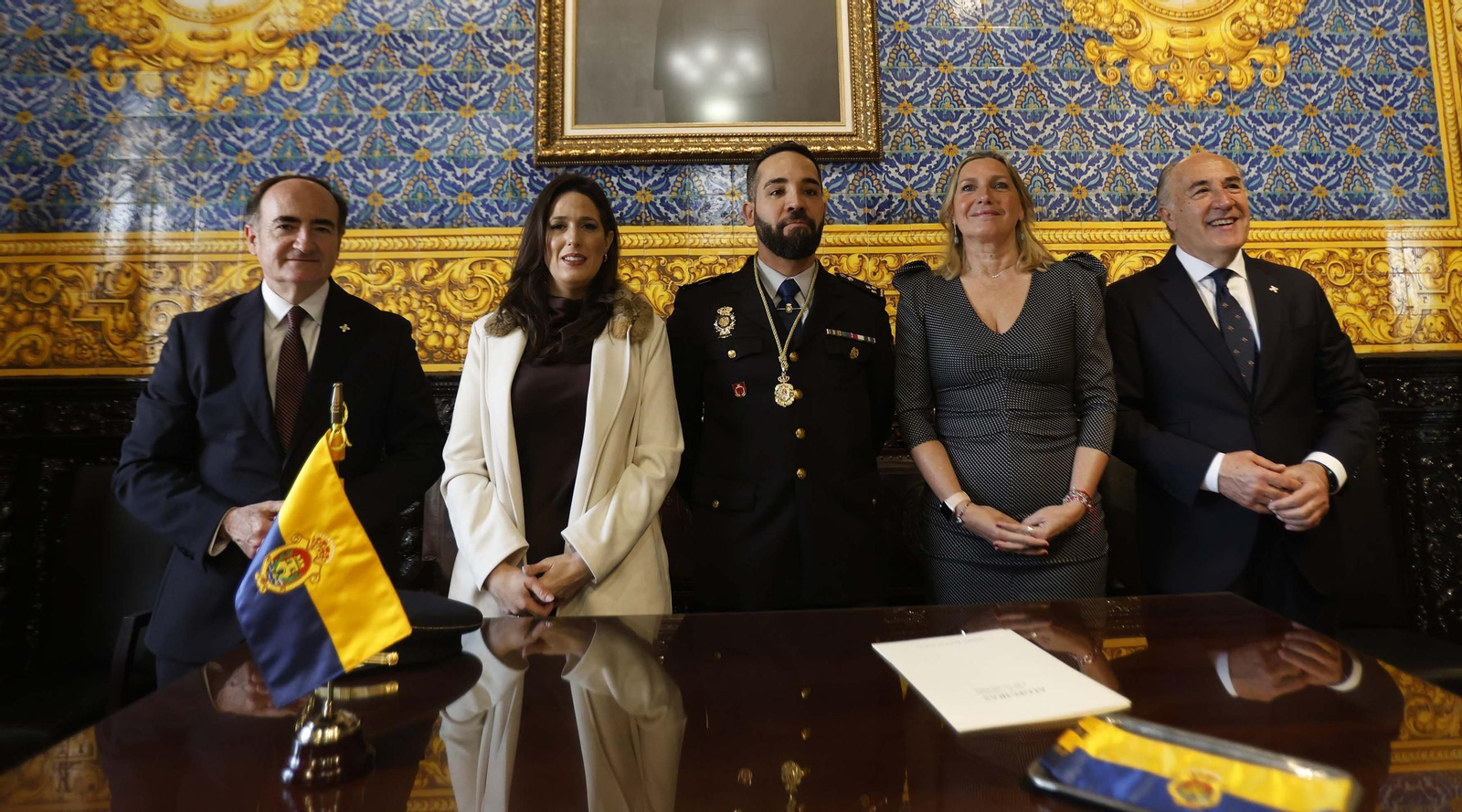 Las fotos del homenaje en Algeciras al inspector jefe de la Policía Nacional Francisco González Suárez