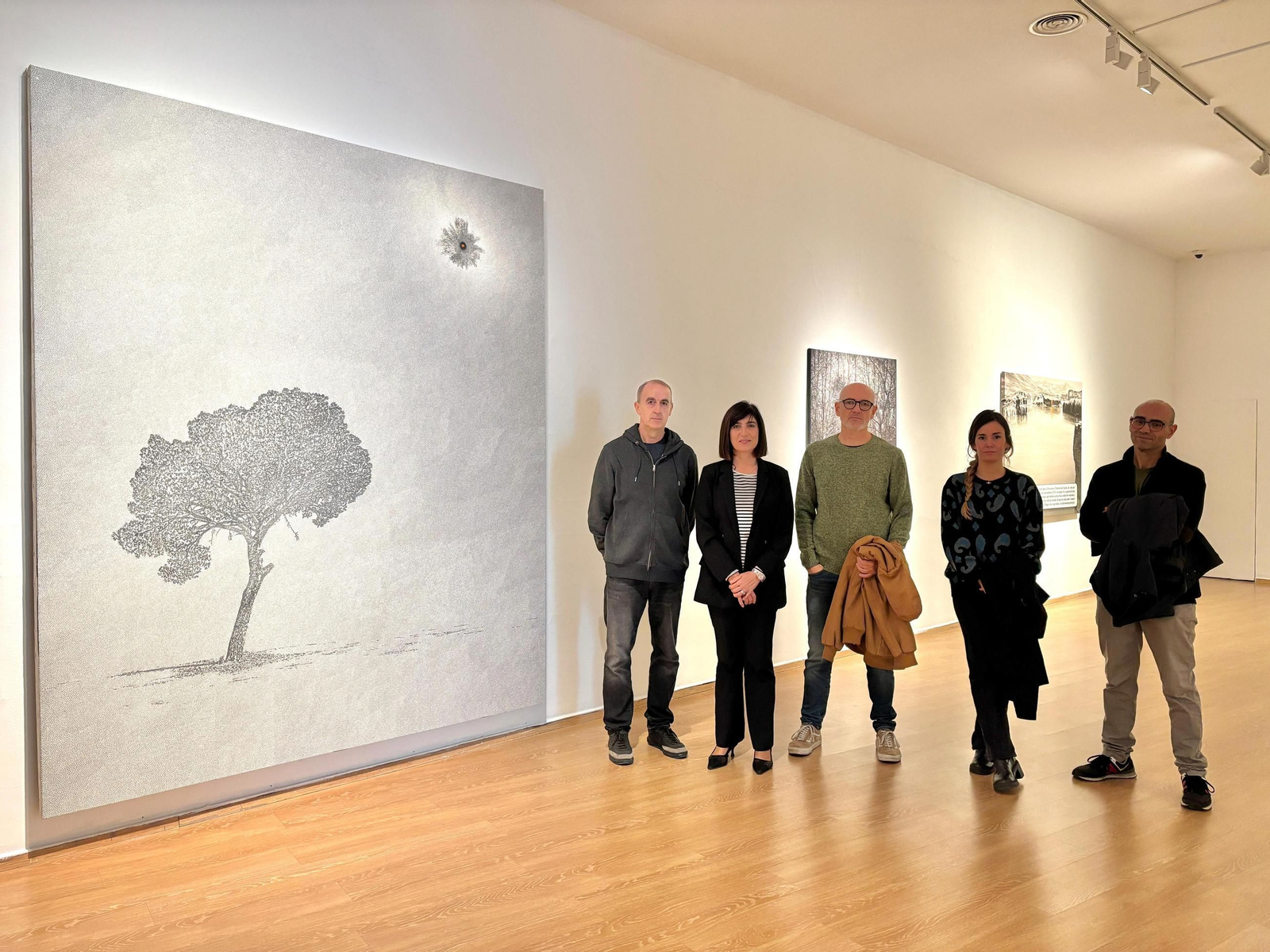 Foto de familia de la presentación del Premio Granada de Fondo a la Creación Artística. Foto de familia de la presentación del Premio Granada de Fondo a la Creación Artística.
