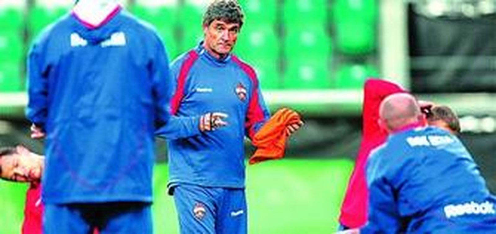 Juande Ramos, durante un entrenamiento con el CSKA de Moscú.