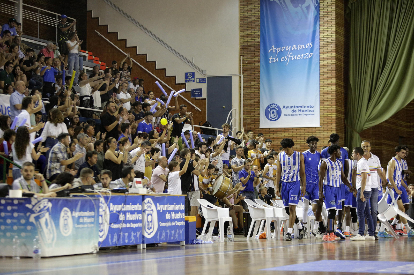 Imágenes del UE Mataró-Huelva Comercio en el Andrés Estrada