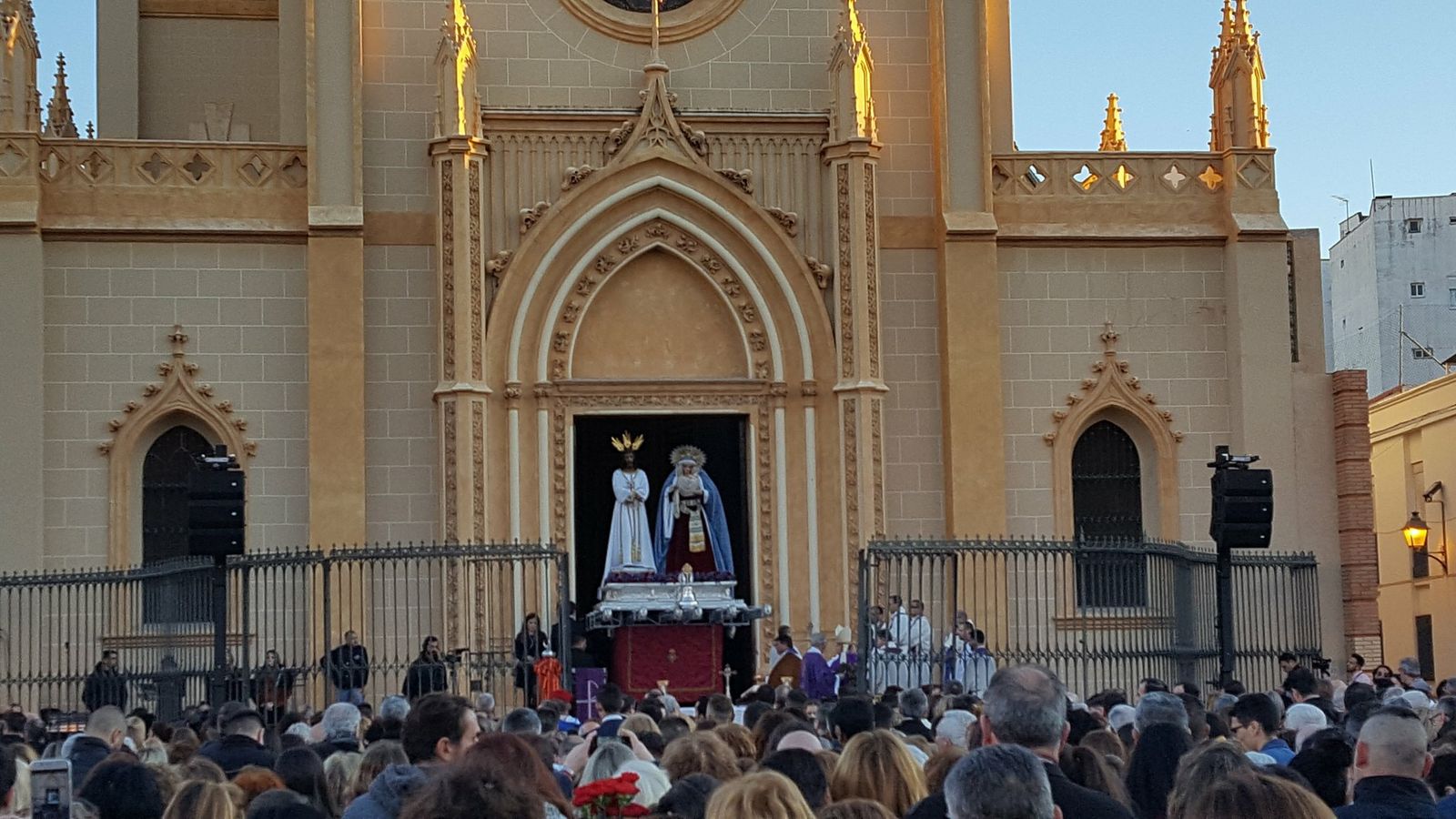 Las fotos del traslado del Cautivo