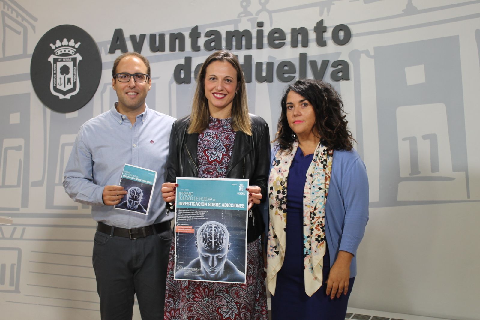 Acto de presentación del Premio Ciudad de Huelva de Investigación sobre Adicciones.