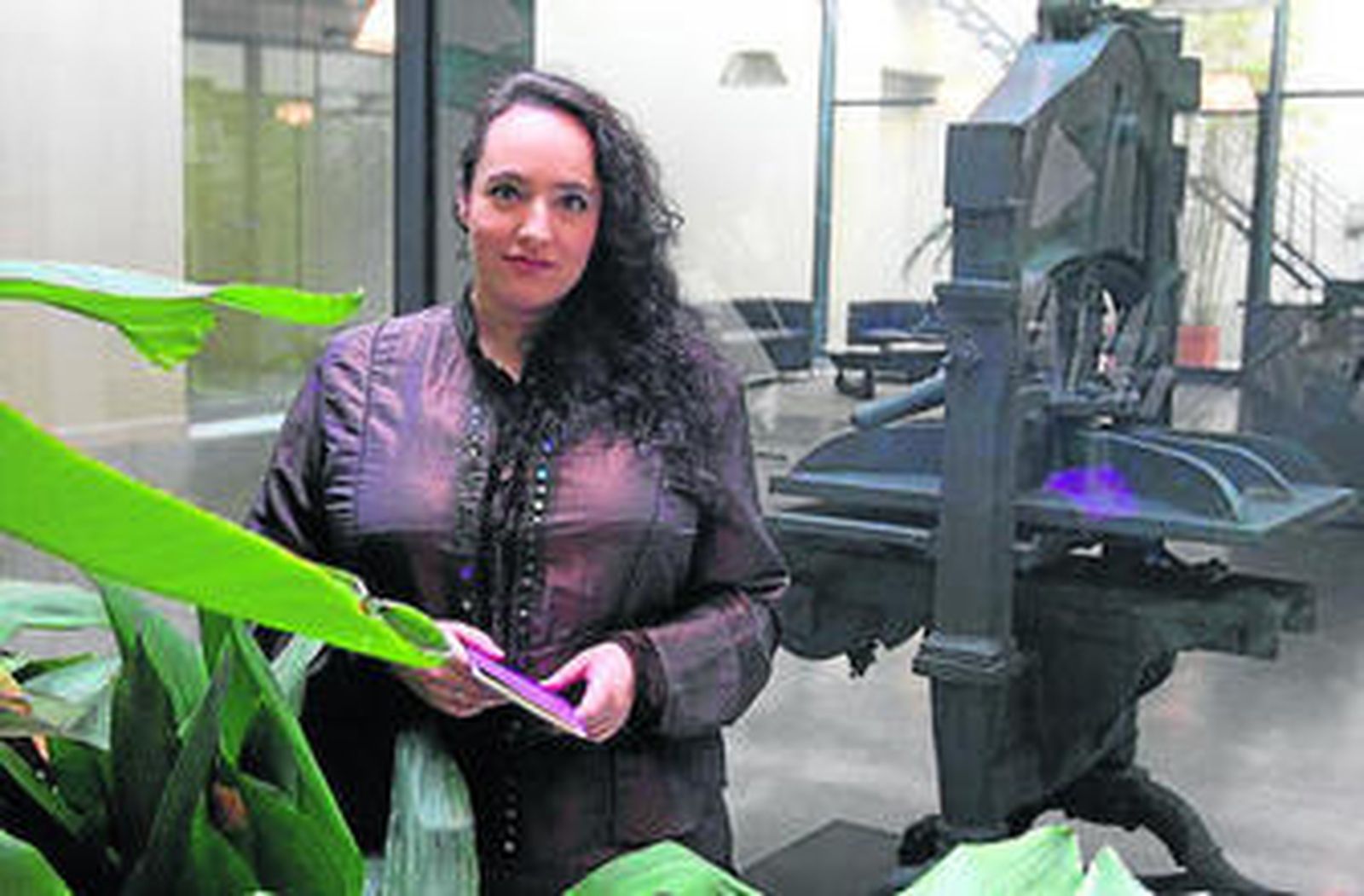 Belén Núñez pretende "sentir, y no explicar" con sus poemas.