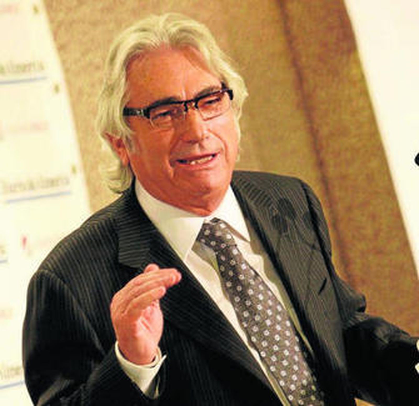 Manuel Lao ha criticado al Gobierno por las licencias de juego a televisiones.