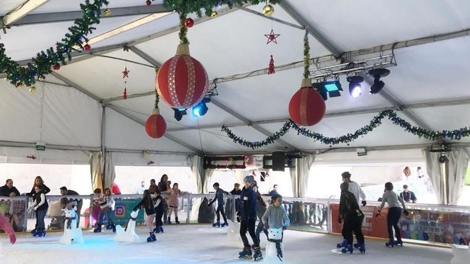 Dos Hermanas inaugura este viernes Navidad Park, un gran parque de atracciones ubicado en el recinto ferial