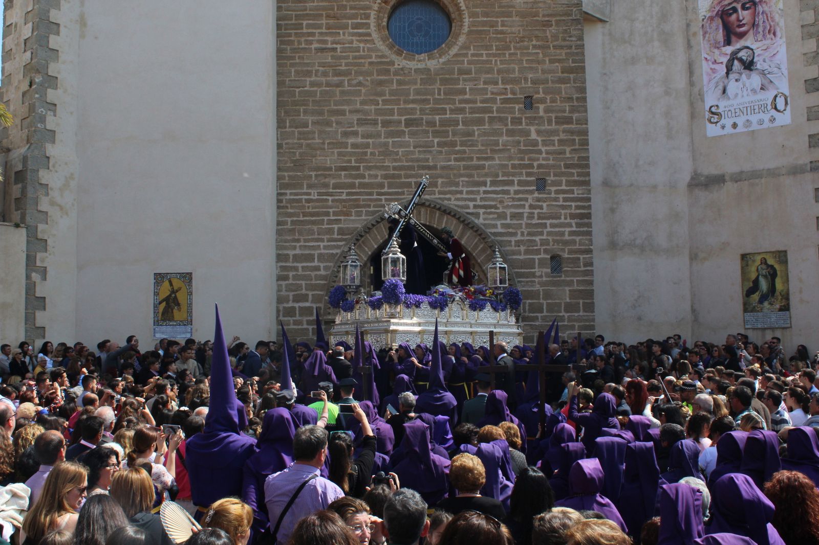 Recogida de la Hermandad del Nazareno, que este 2019 cumple 375 años de su fundación