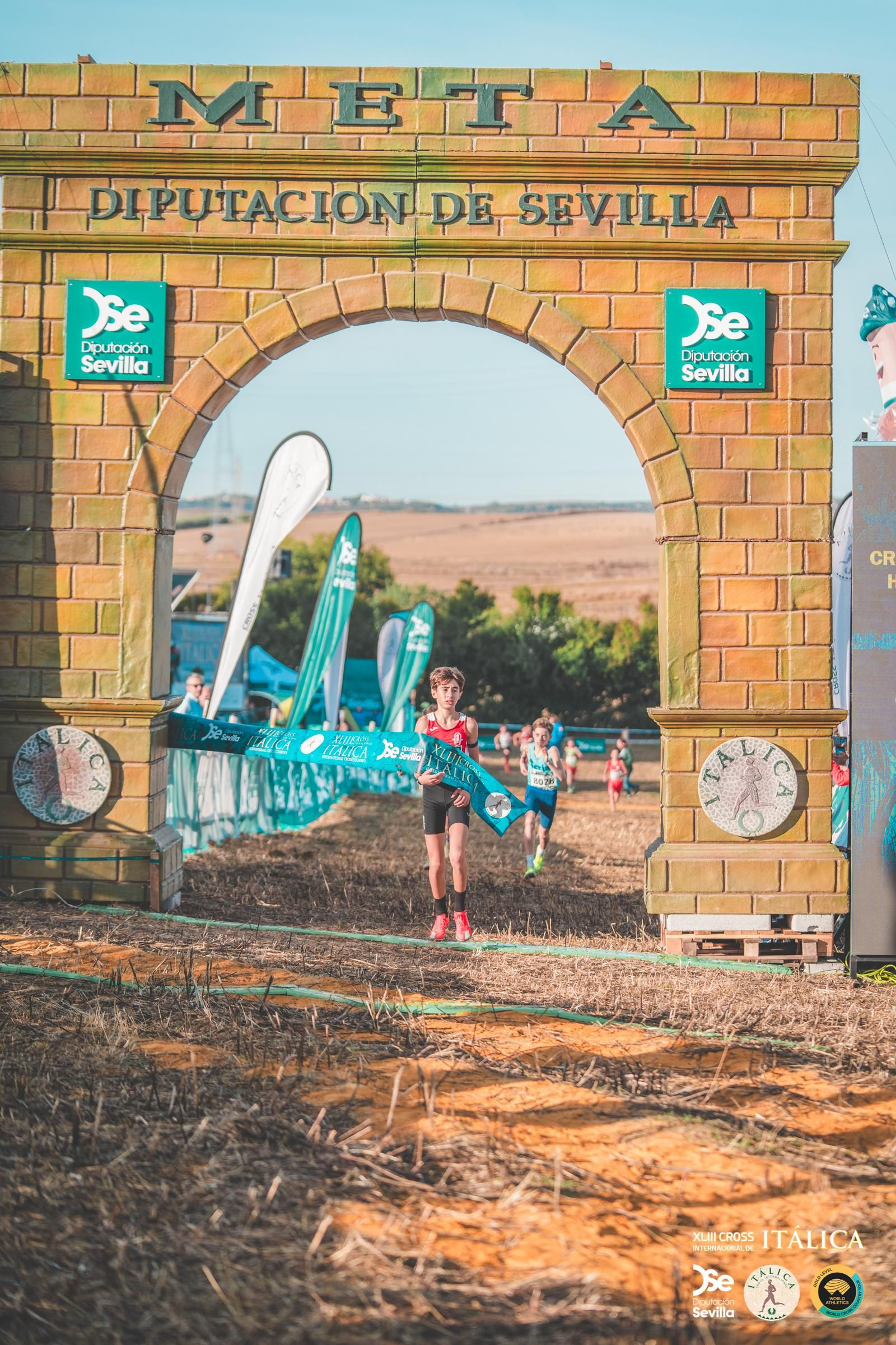 Búscate en las fotos del Cross de Itálica 2025 | 7
