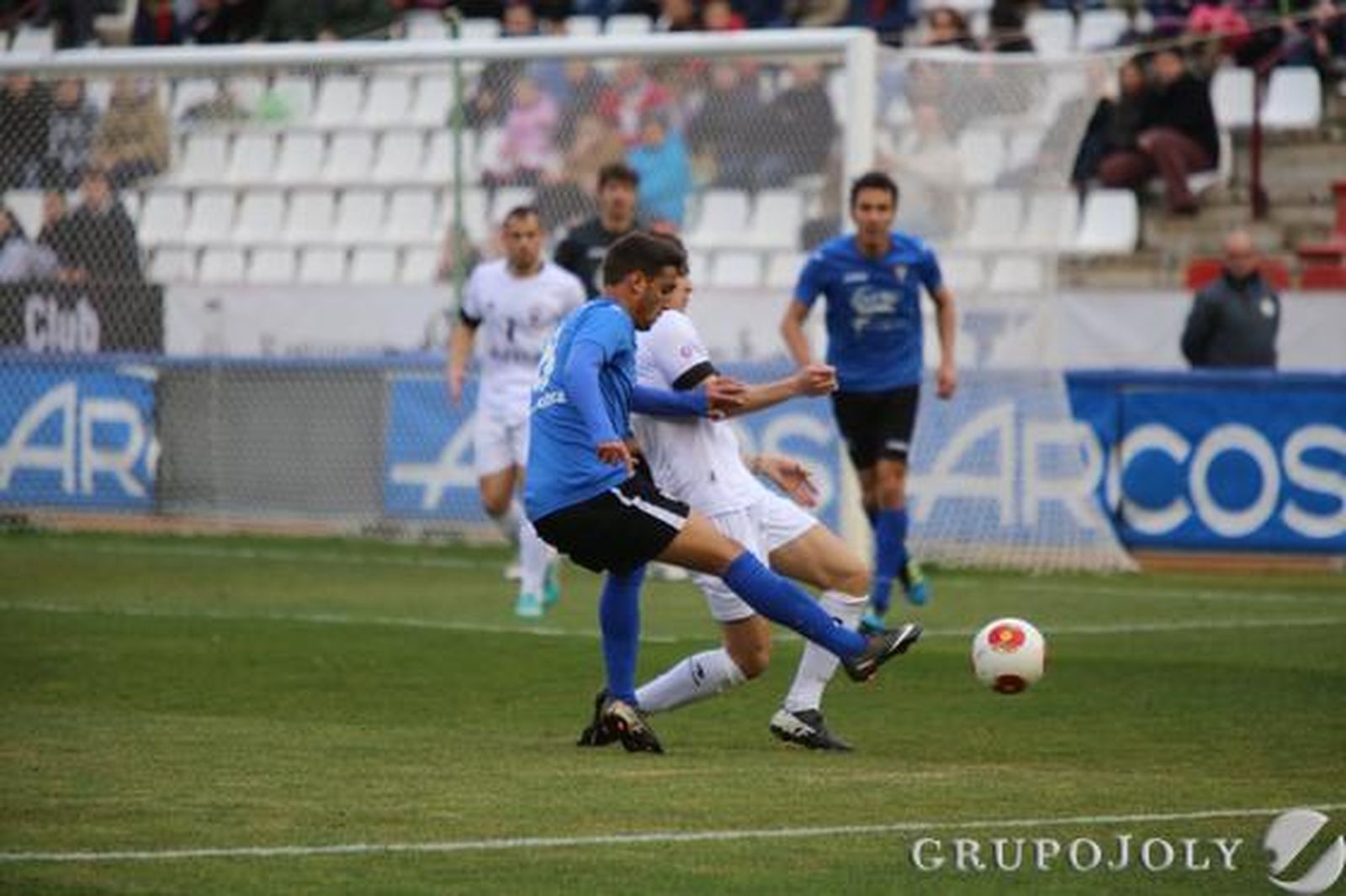 El conjunto isleño se mantiene en los puestos de descenso a pesar del empate (0-0) en Albacete

Foto: LOF