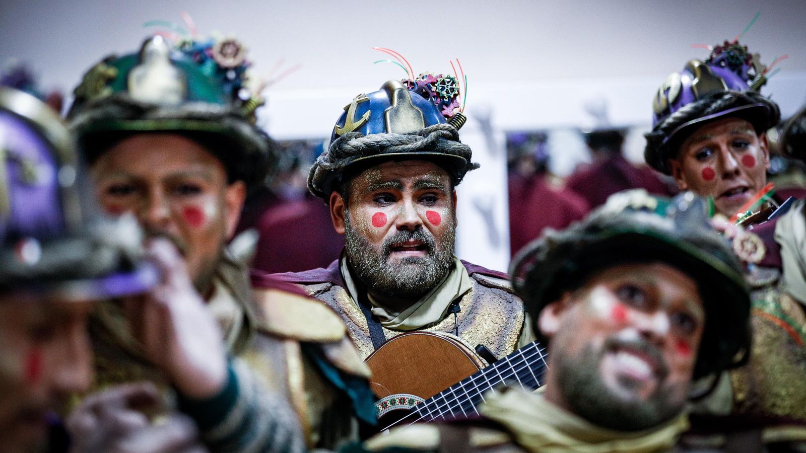 Búscate entre las mejores imágenes de la decimocuarta sesión de preliminares del COAC 2025