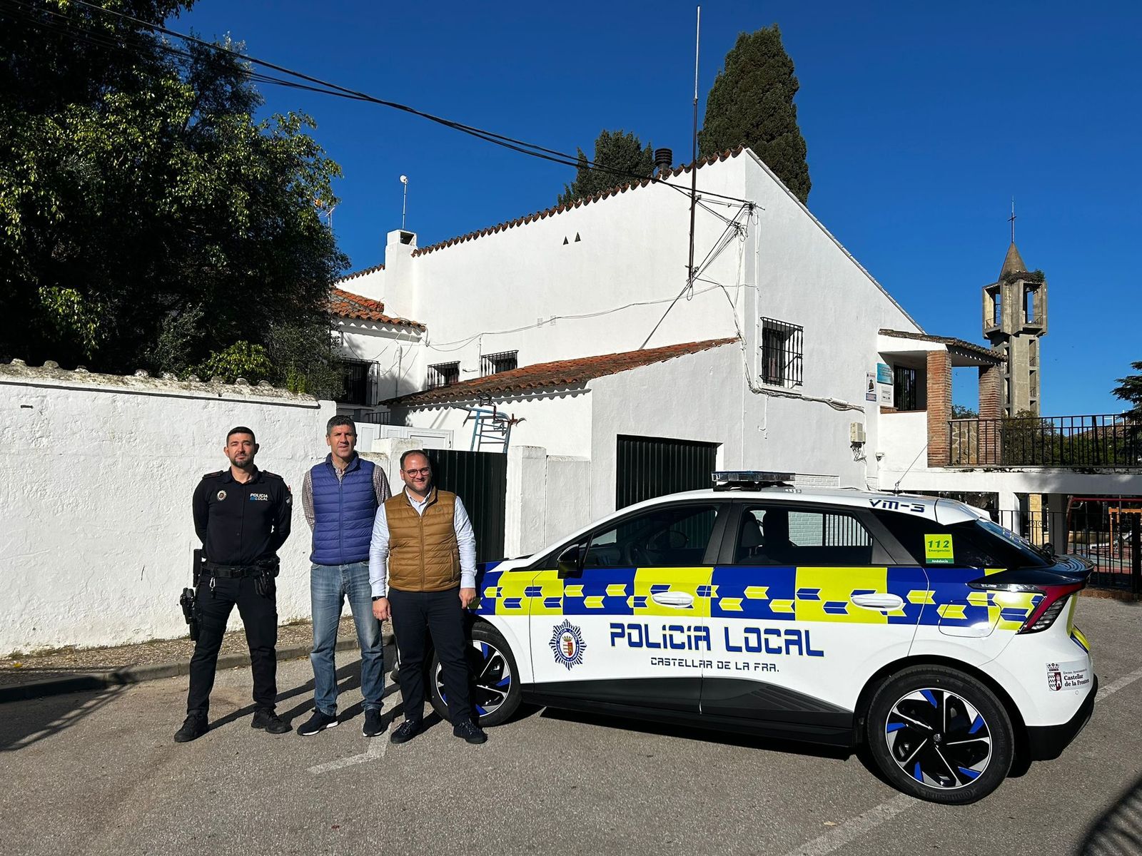 El nuevo vehículo eléctrico de la policía local de Castellar
