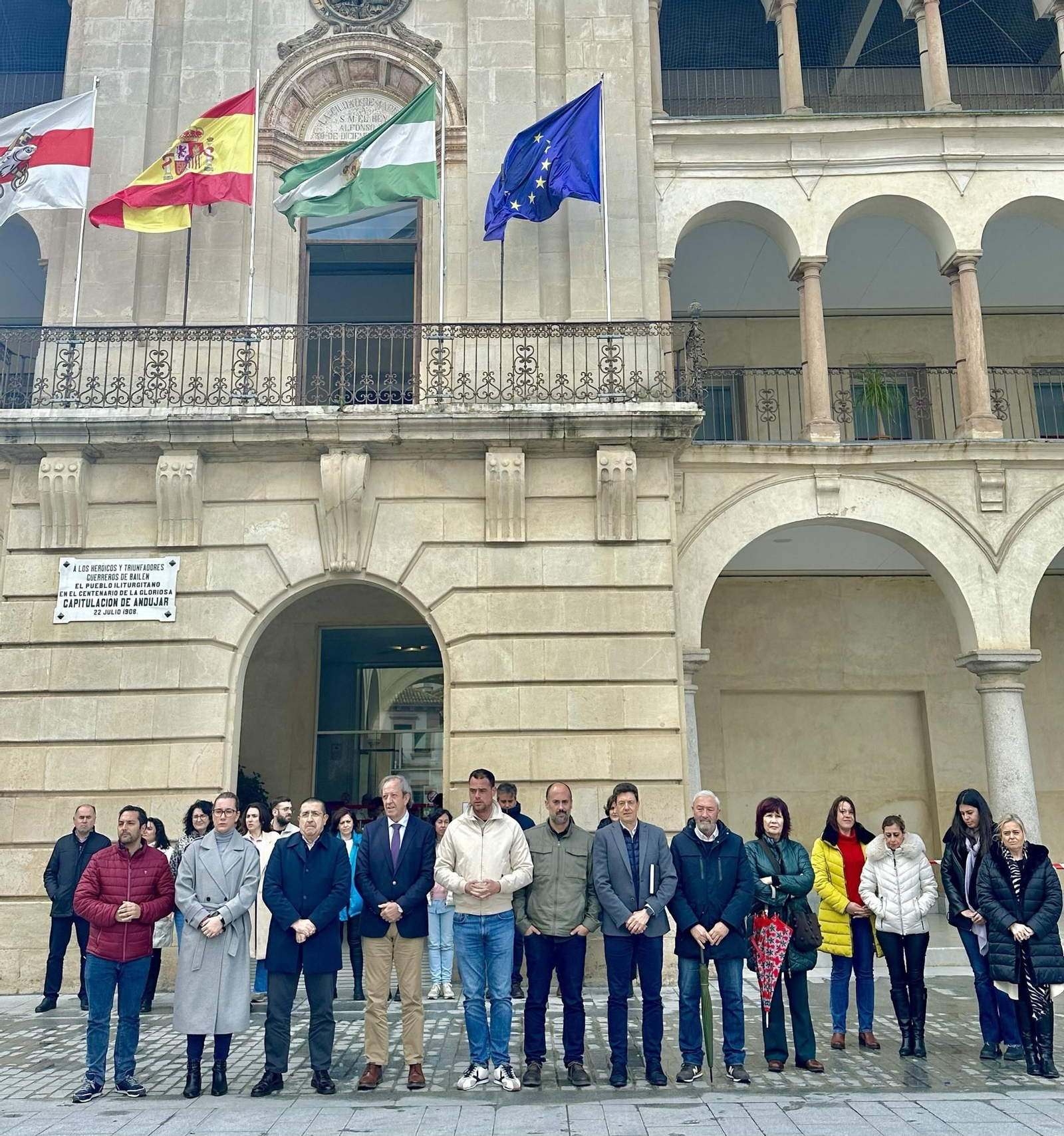Minuto de silencio en Andújar.