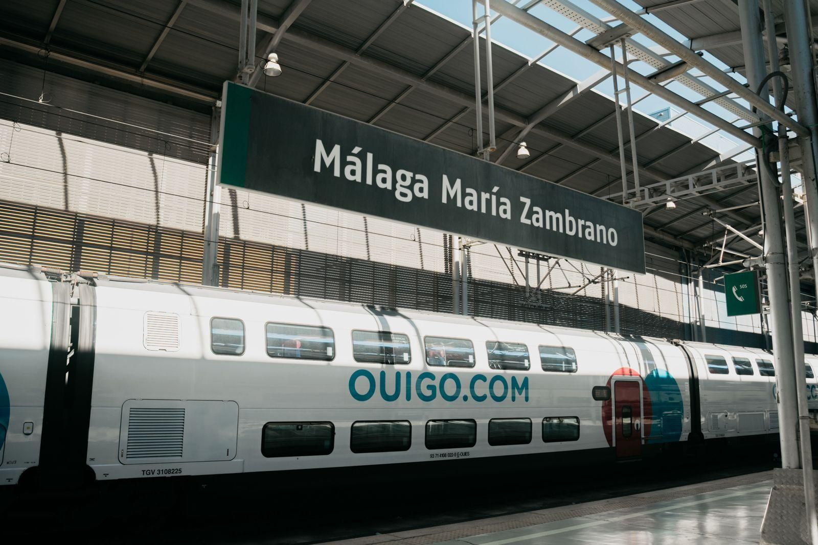 Tren Ouigo en la estación María Zambrano de Málaga