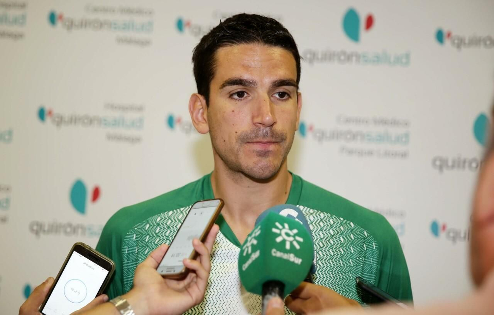 Carlos Suárez.