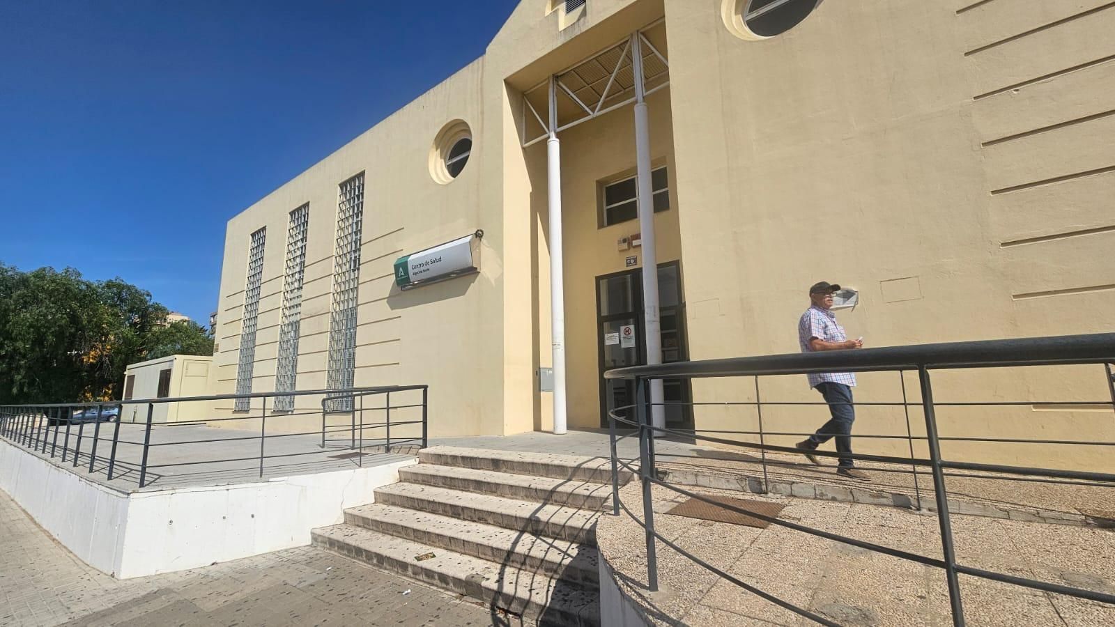 El centro de salud Algeciras Norte durante la mañana de la huelga de médicos. El centro de salud Algeciras Norte durante la mañana de la huelga de médicos.