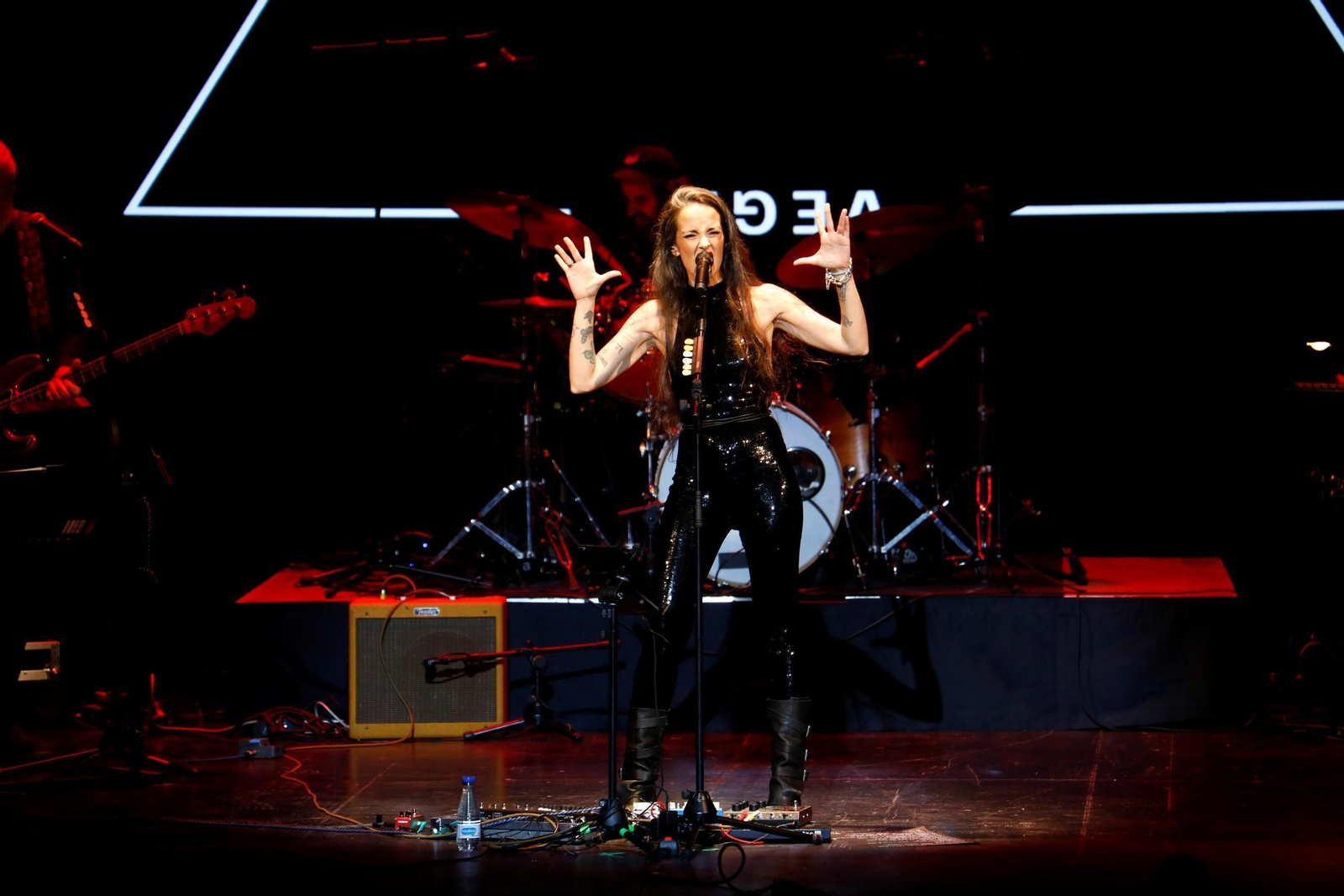 Las mejores imágenes del concierto de Vega en el Festival de la Guitarra de Córdoba