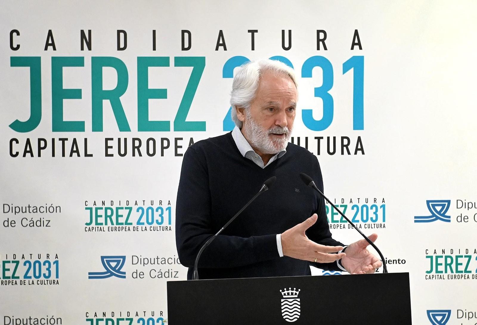 El teniente de alcaldesa, Agustín Muñoz, informa de los asuntos tratados en la junta de gobierno local. El teniente de alcaldesa, Agustín Muñoz, informa de los asuntos tratados en la junta de gobierno local.