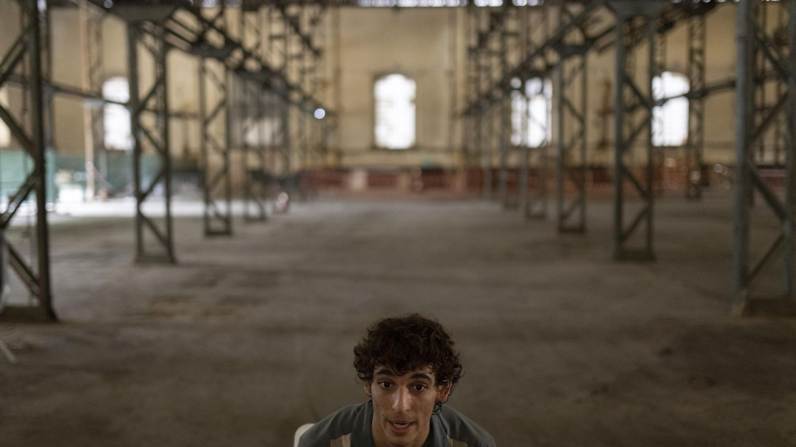 Miguel Herranz encarna a Manuel, un joven que llega a la cárcel Modelo tras un desfalco. Miguel Herranz encarna a Manuel, un joven que llega a la cárcel Modelo tras un desfalco.