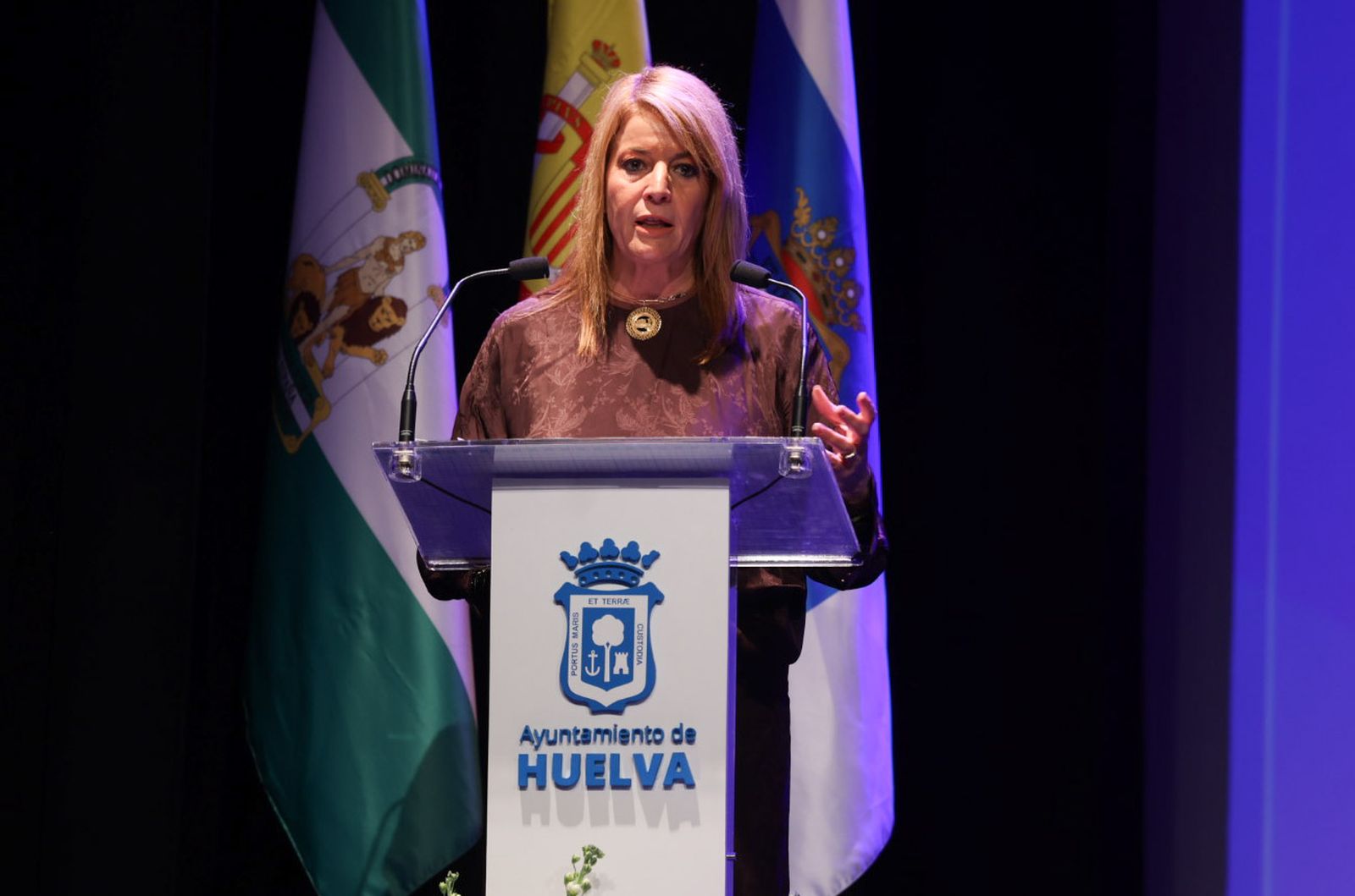 Fotografías de la entrega de honores y distinciones del Día de la Policía Local