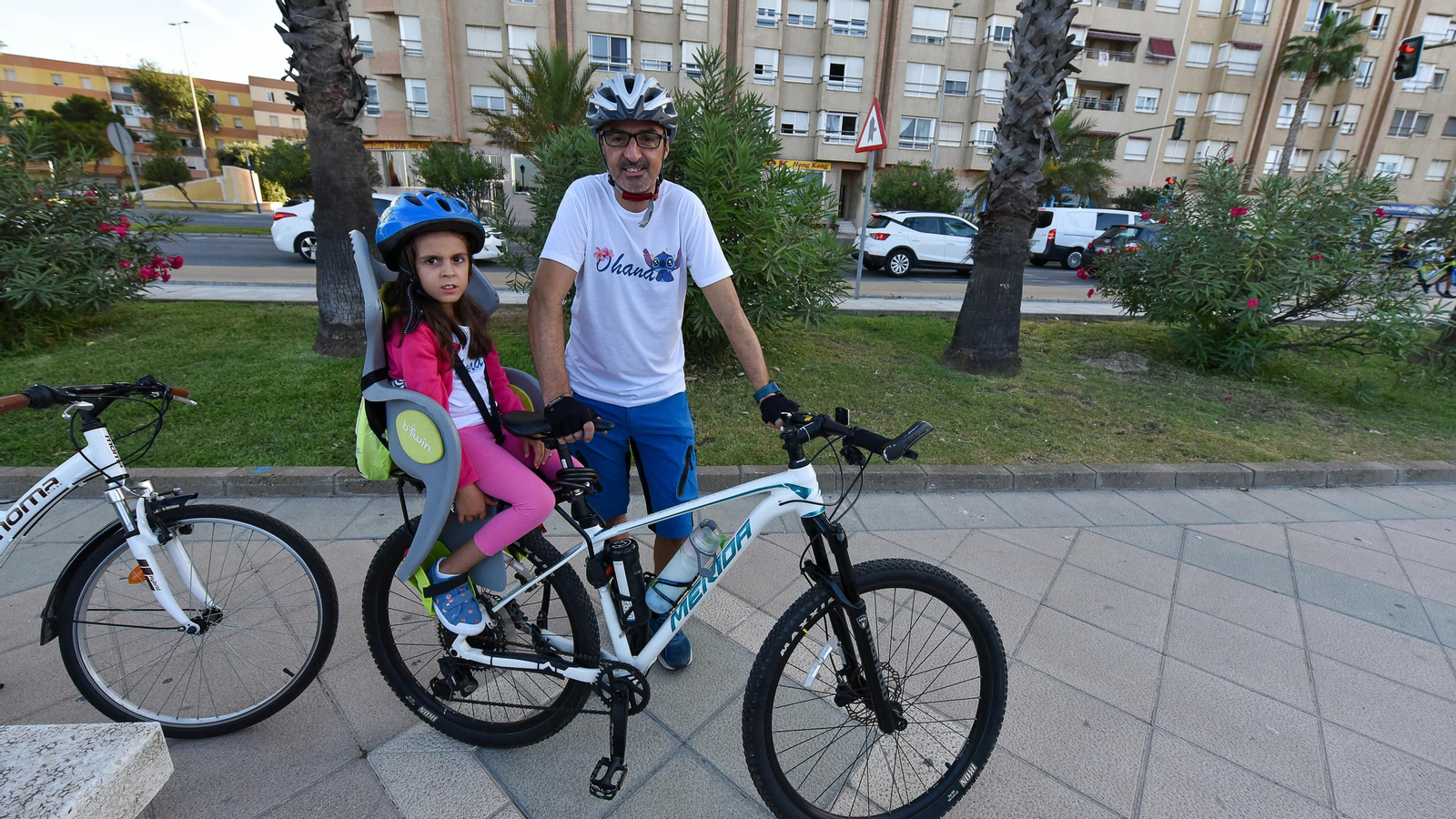 Marcha en bicicleta por la Semana de la Movilidad en La Línea, en imágenes
