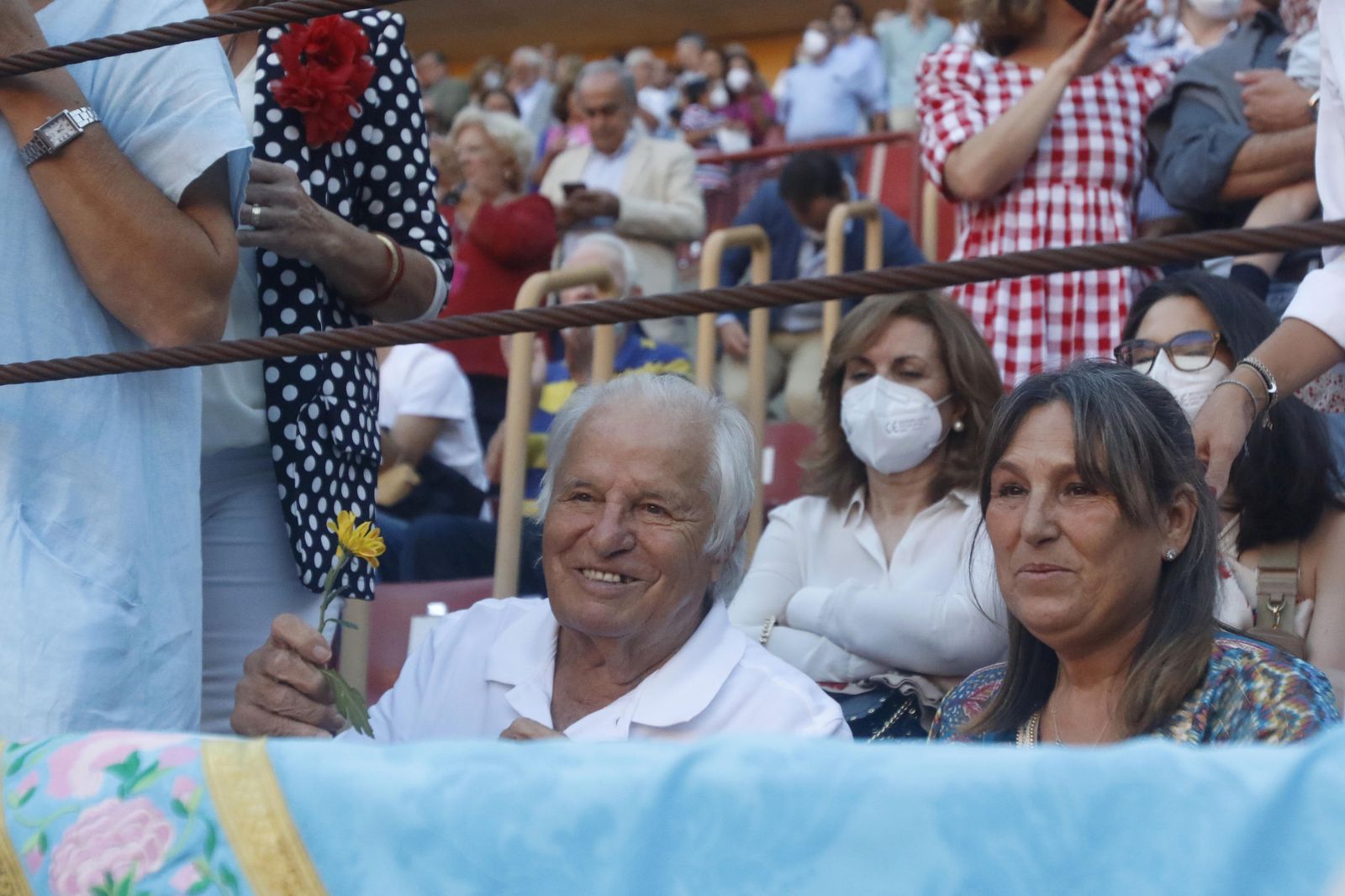 La corrida por el 30 aniversario de la alternativa de Finito de Córdoba, en imágenes