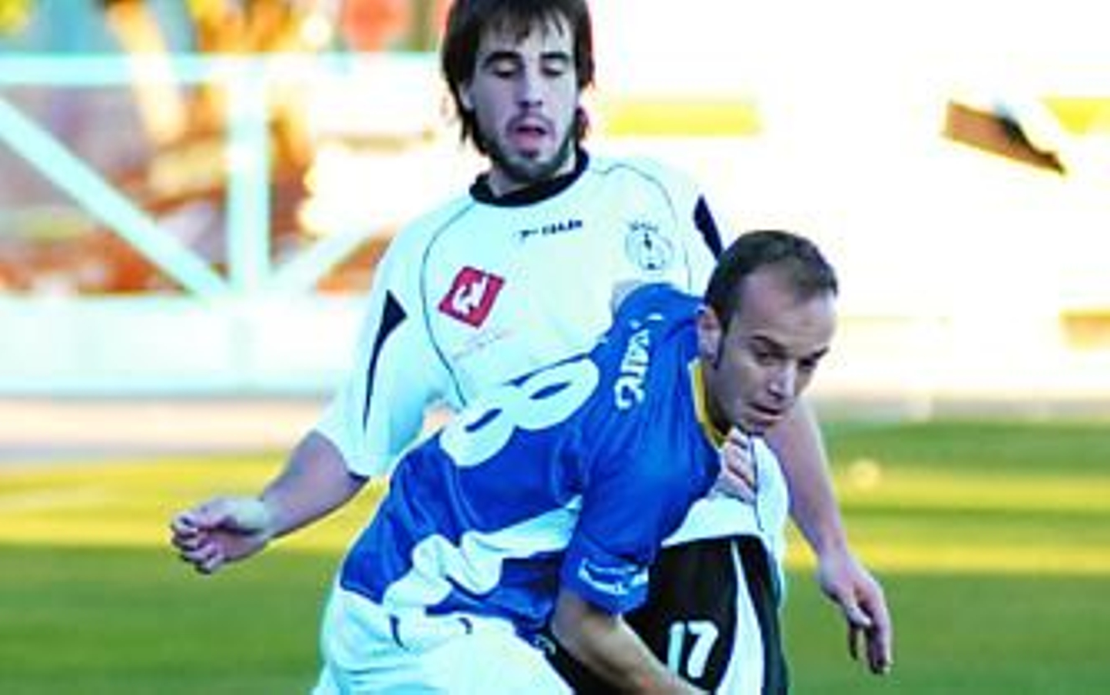 Javi Casares firma dos años en el Deportivo