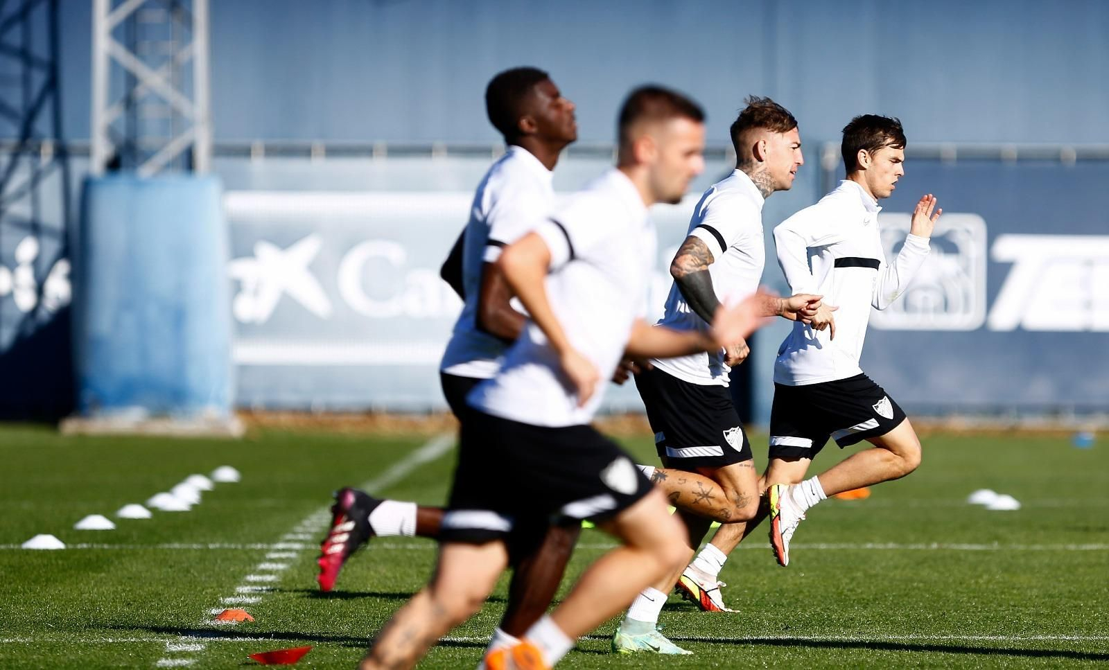 Aleix Febas ya se entrena con el Málaga CF Aleix Febas ya se entrena con el Málaga CF