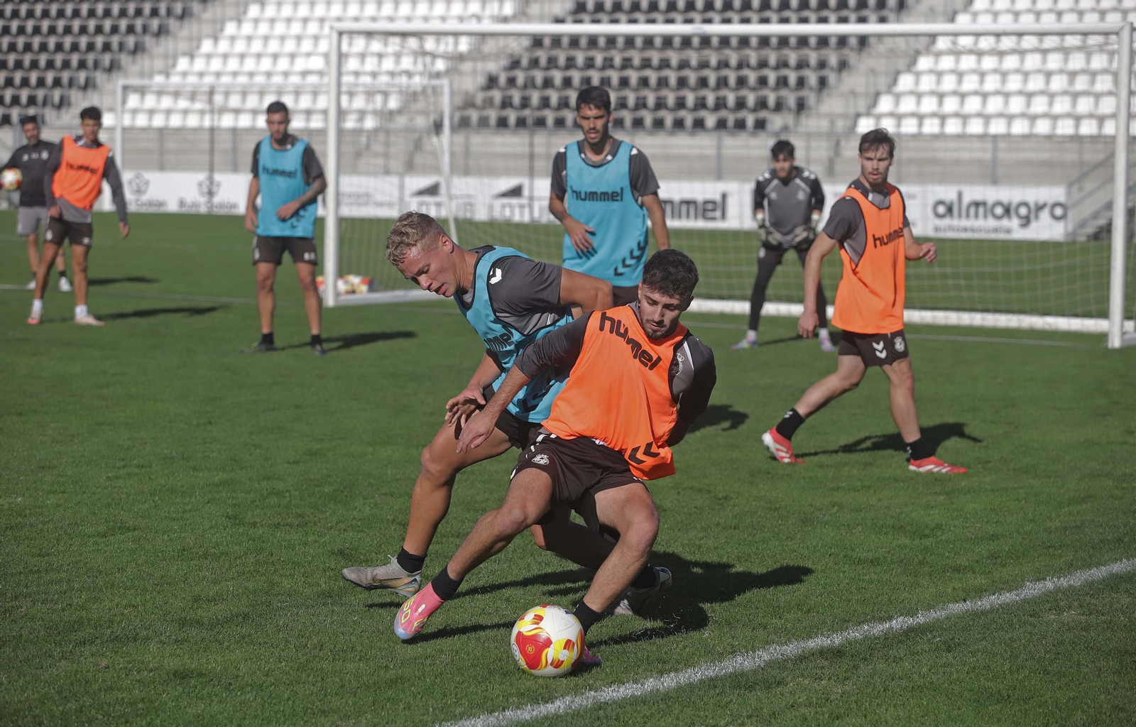 Fotos del entrenamiento de la Balona en el día de la Inmaculada Concepción