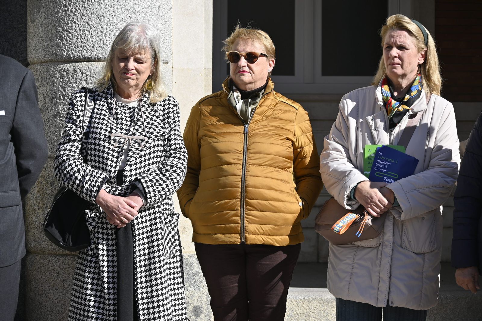 Imágenes de la lectura del llamamiento, del Día Mundial contra el Cancer.