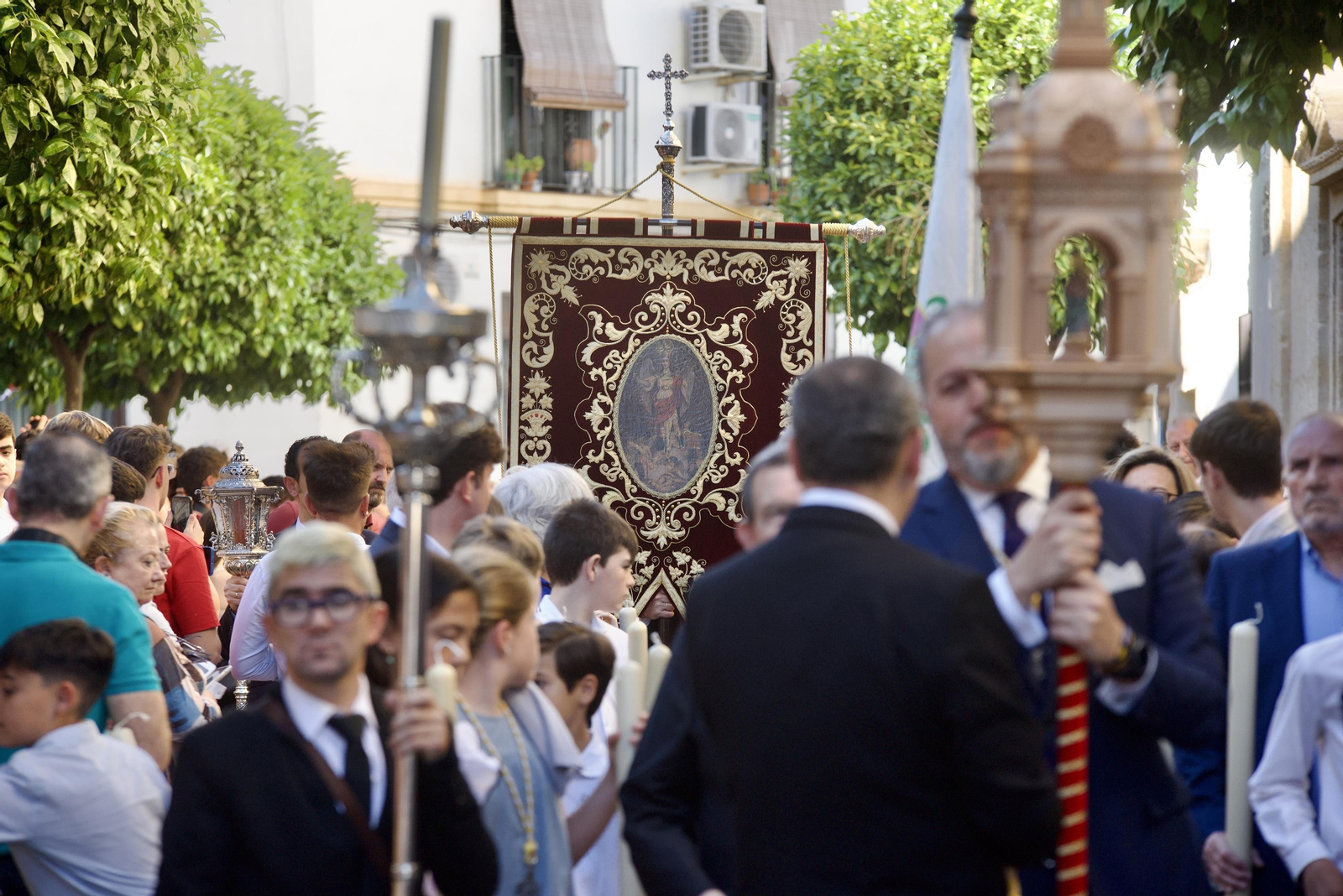 La procesión de San Rafael, el custodio de Córdoba, en imágenes