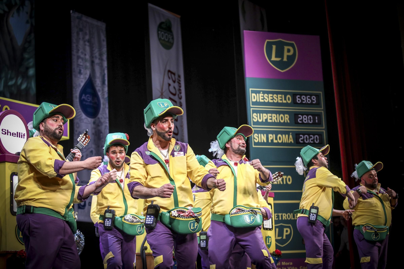 Chirigota Los niños de la Petróleo