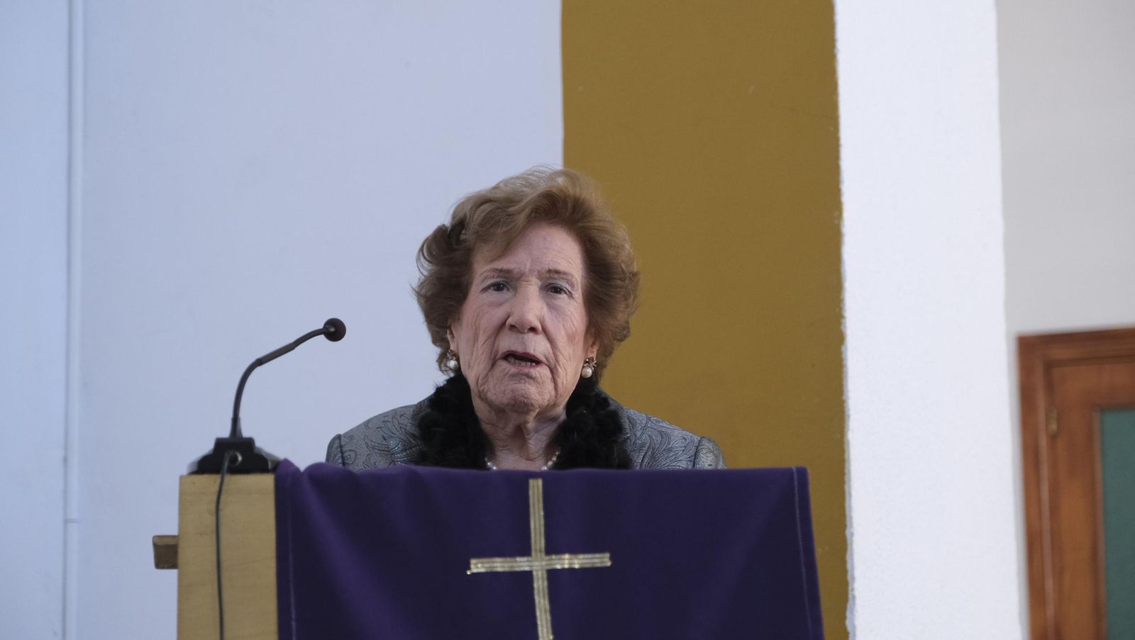 Brindis por 75 años de amor de Carmen y Roque, en imágenes