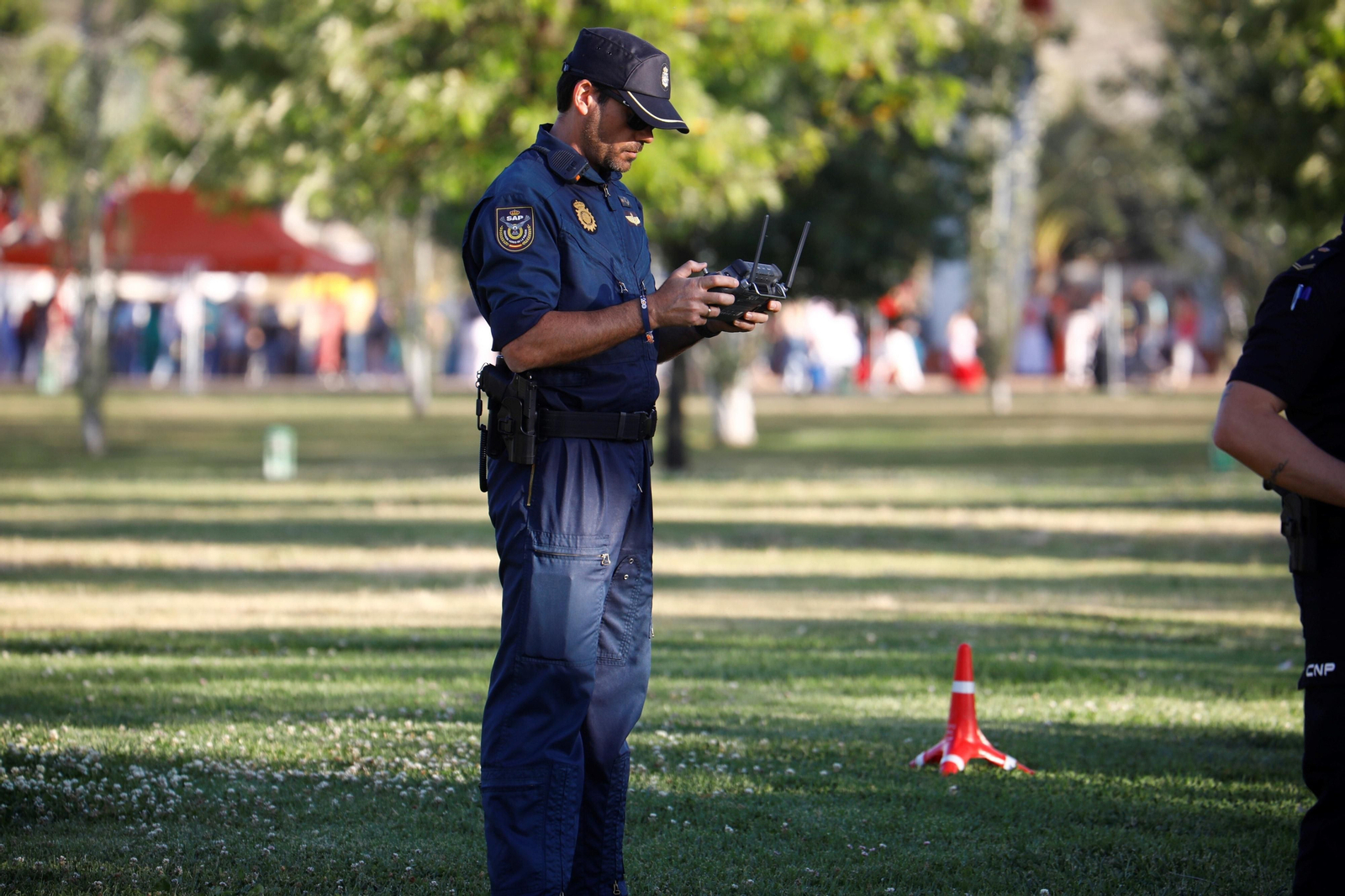 Las imágenes de los drones de la Policía Nacional que vigilan la Feria de Córdoba Las imágenes de los drones de la Policía Nacional que vigilan la Feria de Córdoba