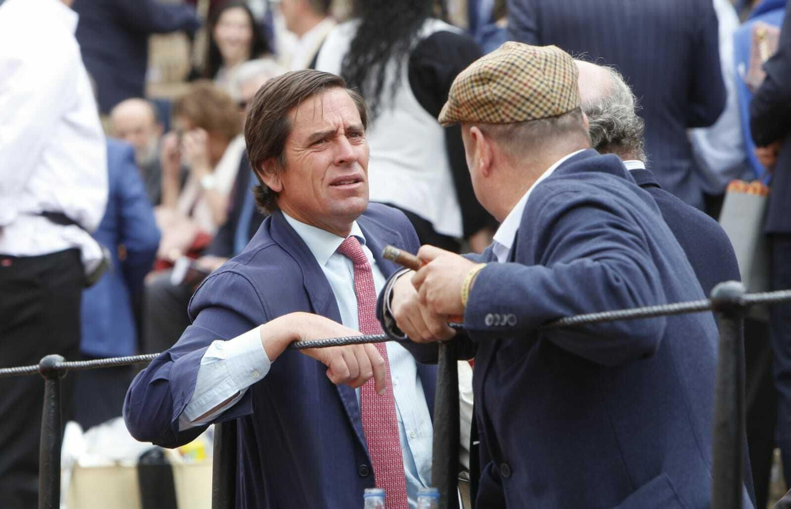 Las imágenes de la corrida de toros del Domingo de Resurrección en Sevilla