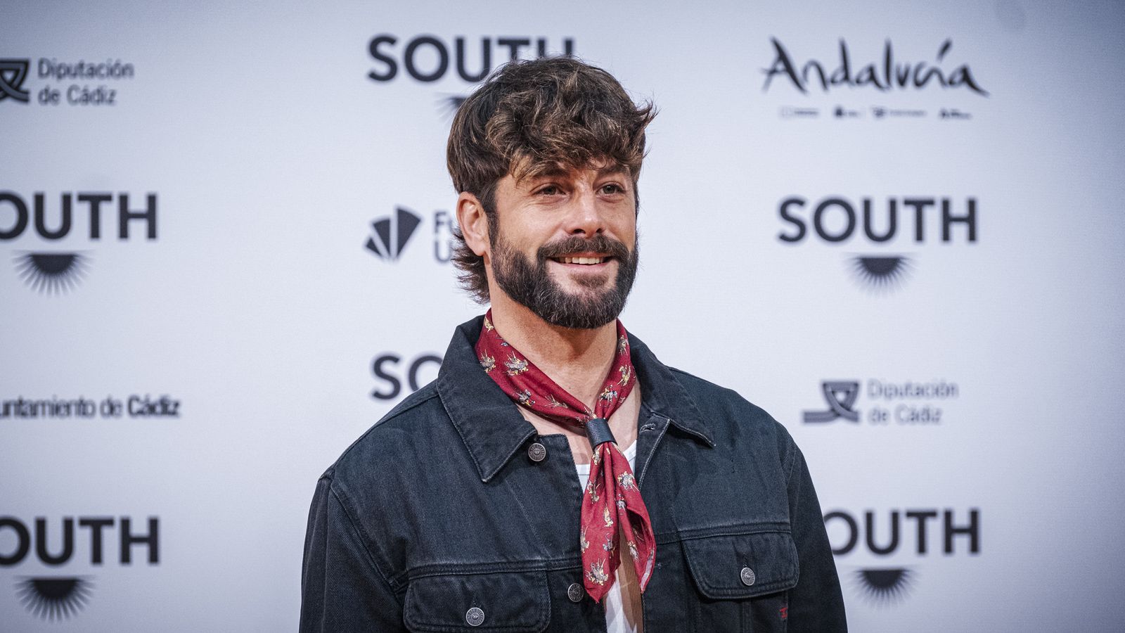 Las imágenes del photocall del miércoles 30 del 'South Series Festival Cádiz' con Can Yaman entre otros