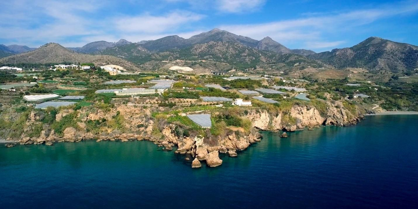 Vistas del entorno de Maro, en la costa oriental de Málaga