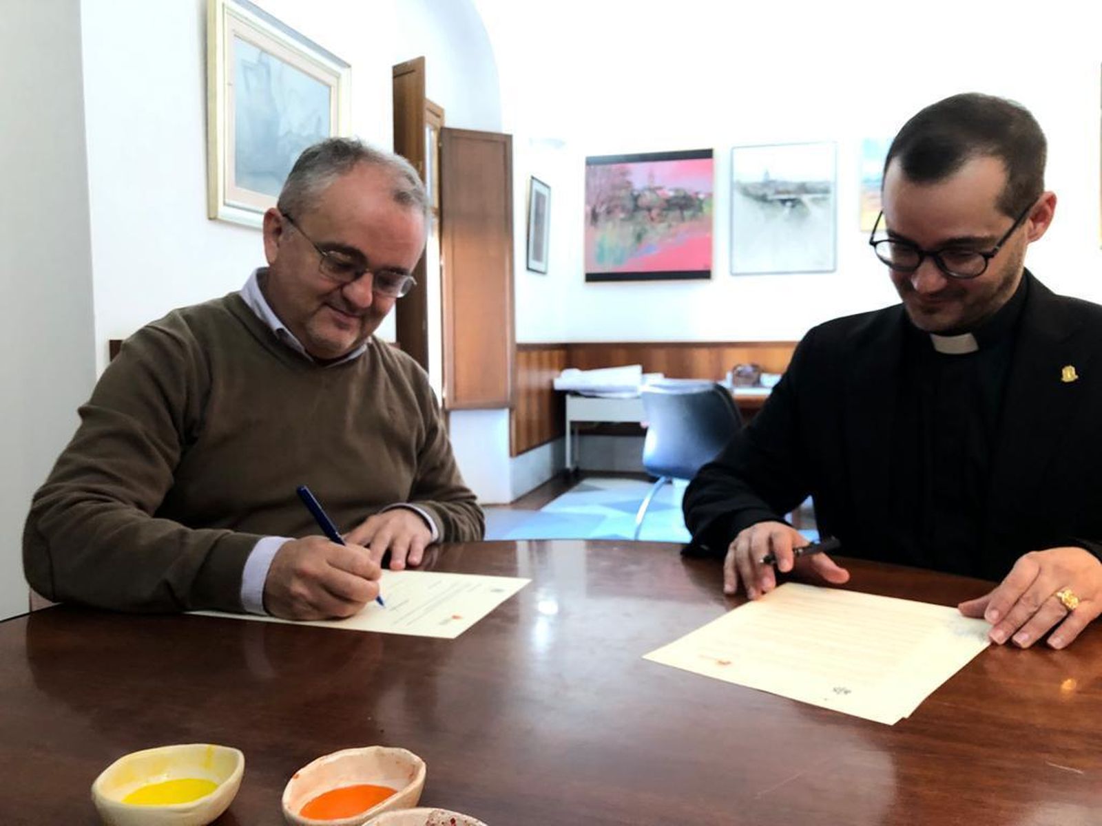 El Ayuntamiento de Beas y la Diócesis de Huelva amplían su convenio de colaboración