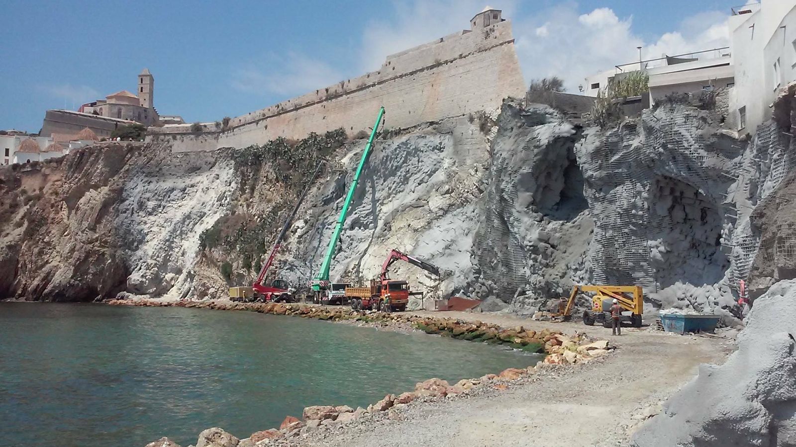Muralla Histórica de la Dalt Vila, en Ibiza, rehabilitada por Albaida.
