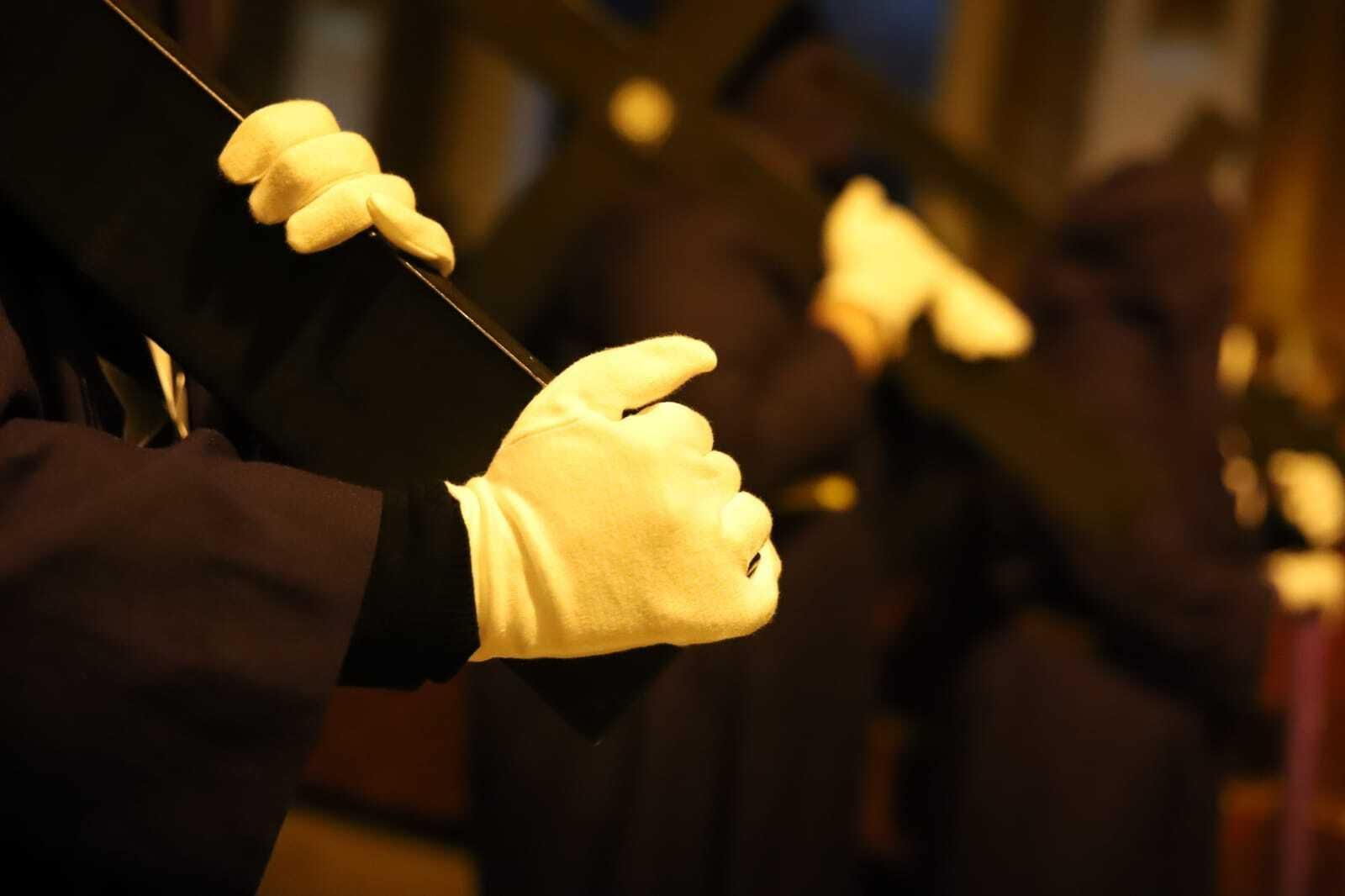 Imágenes del Nazareno recorriendo las calles de Huelva en la Semana Santa 2022.