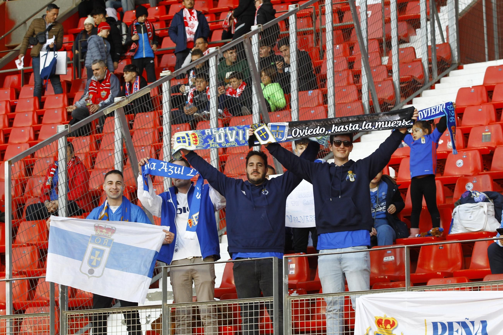 Búscate en las fotos del partido U.D. Almería-Real Oviedo