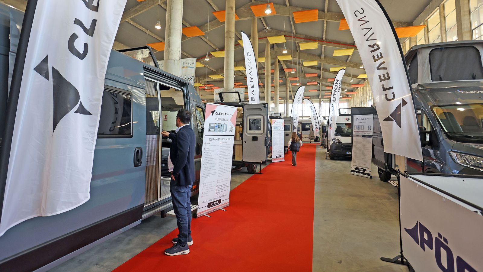 Inauguración del Salón Andaluz del Caravaning en Jerez